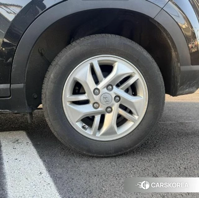 Hyundai Venue 2021 Черный из Кореи, фото 4