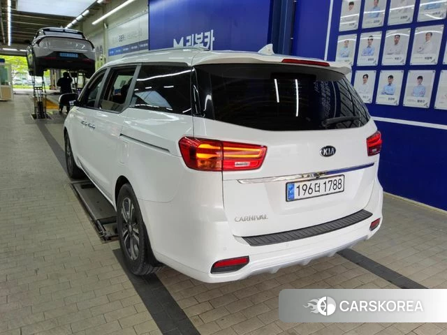 Kia The New Carnival id 4356744 из Кореи 14