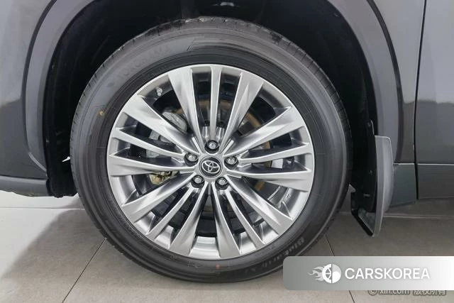 Toyota Highlander id 4257780 из Китая 18