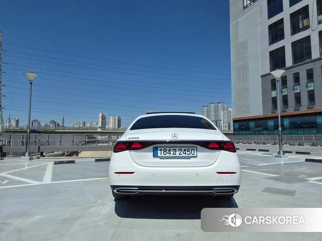 Mercedes-Benz E-Class W214 id 4419588 из Кореи 14