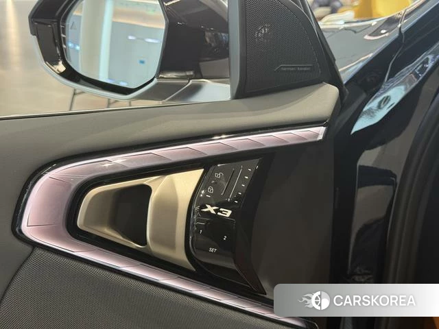 BMW X3 id 4348298 из Китая 12