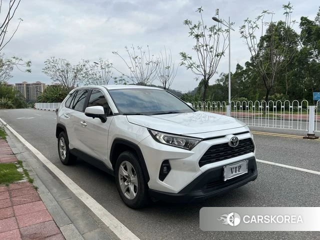 Toyota RAV4 Rongfang 2024 Белый из Китая, фото 4