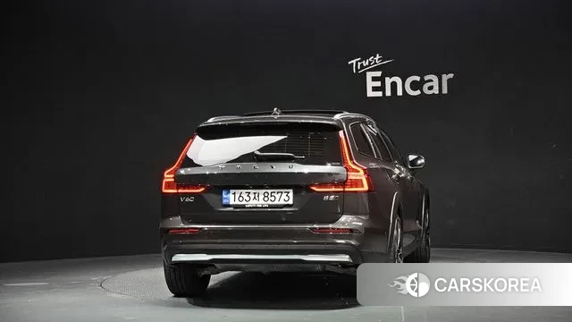 Volvo V60 Cross-Country 2nd Generation id 3707119 из Кореи 14