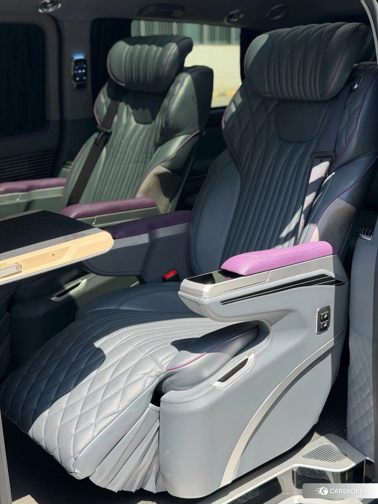 Mercedes-Benz V-class id 4498906 из Китая 12