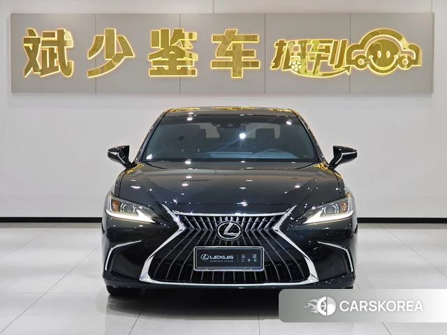Lexus ES 2023 Черный из Китая, фото 5
