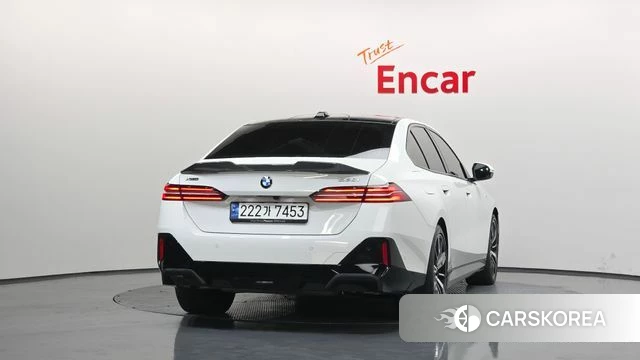 BMW 5 Series (G60) id 3841640 из Кореи 14