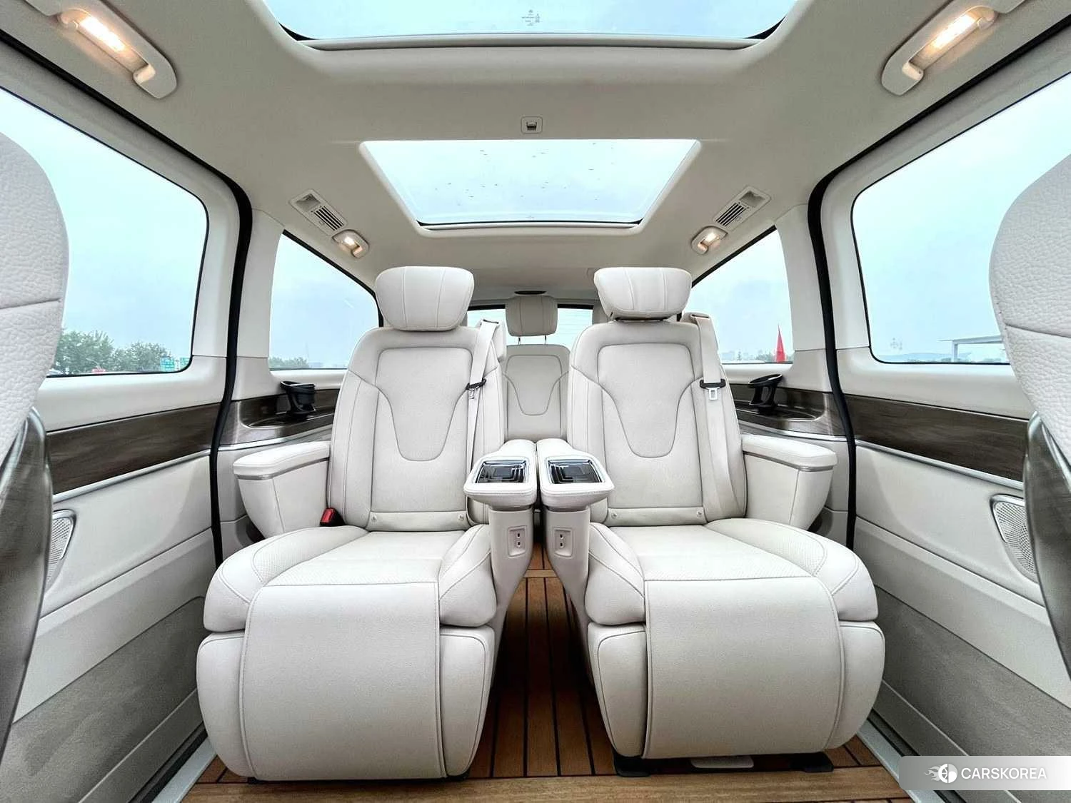Mercedes-Benz V-class id 4452789 из Китая 13