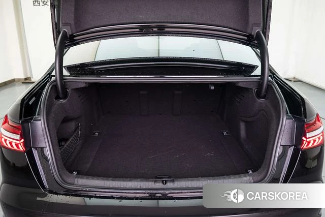 Audi A6L id 4291319 из Китая 20