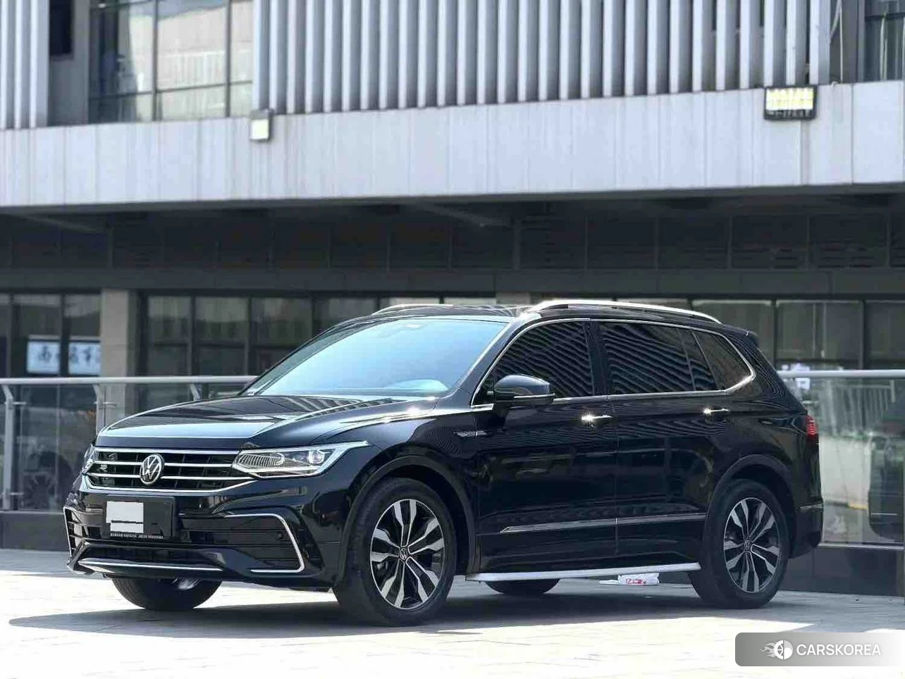 Volkswagen Tiguan L 2022 Черный из Китая, фото 4