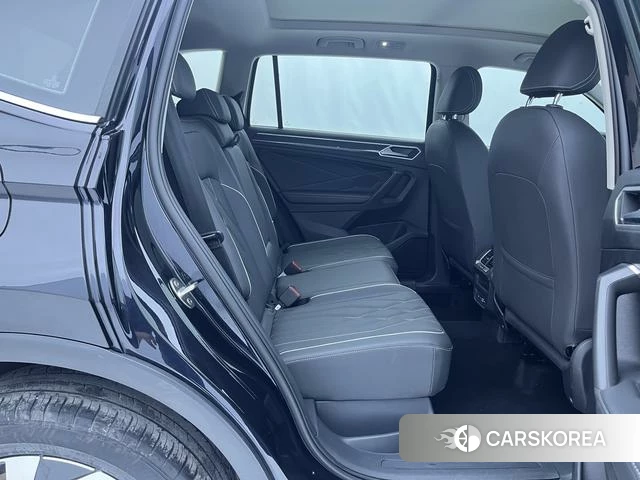 Volkswagen Tiguan L id 4301519 из Китая 16