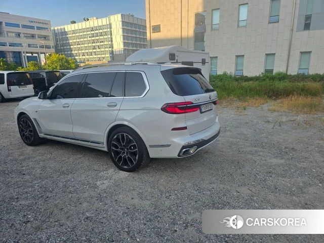 BMW X7 (G07) 2026 Белый из Кореи, фото 6