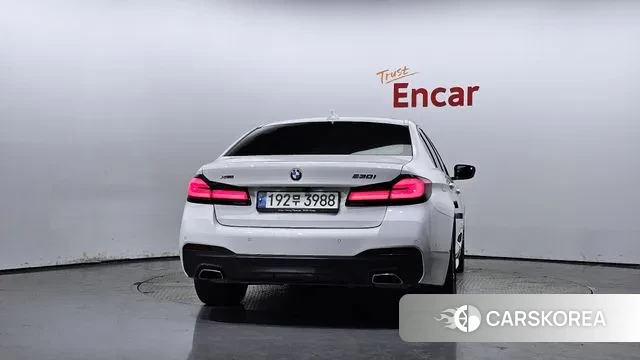 BMW 5 Series (G30) id 2969747 из Кореи 14