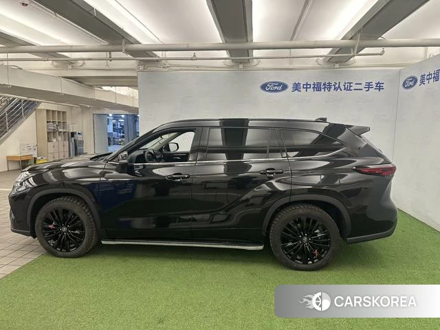 Toyota Highlander 2024 Черный из Китая, фото 4