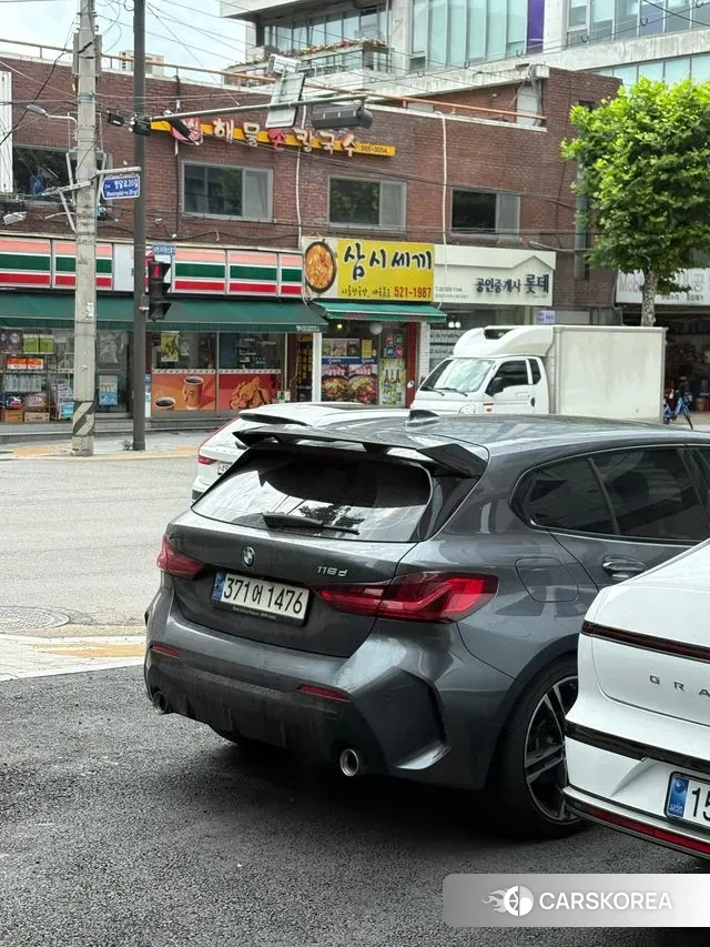 BMW 1 Series (F40) 2021 Серый из Кореи, фото 4