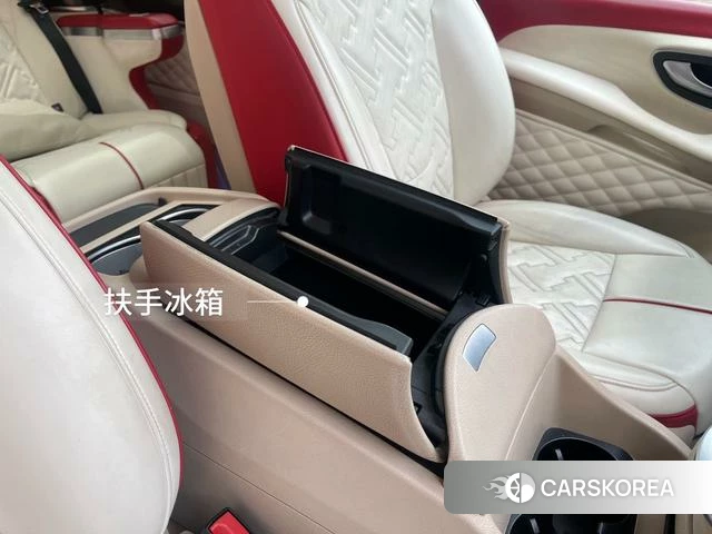 Mercedes-Benz V-class id 4359634 из Китая 16