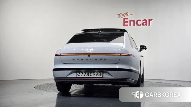 Hyundai Grandeur (GN7) id 3342235 из Кореи 14