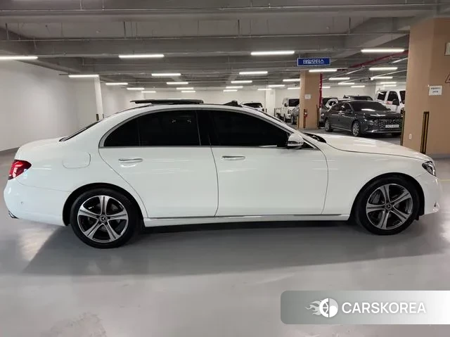Mercedes-Benz E-Class W213 id 3399212 из Кореи 14