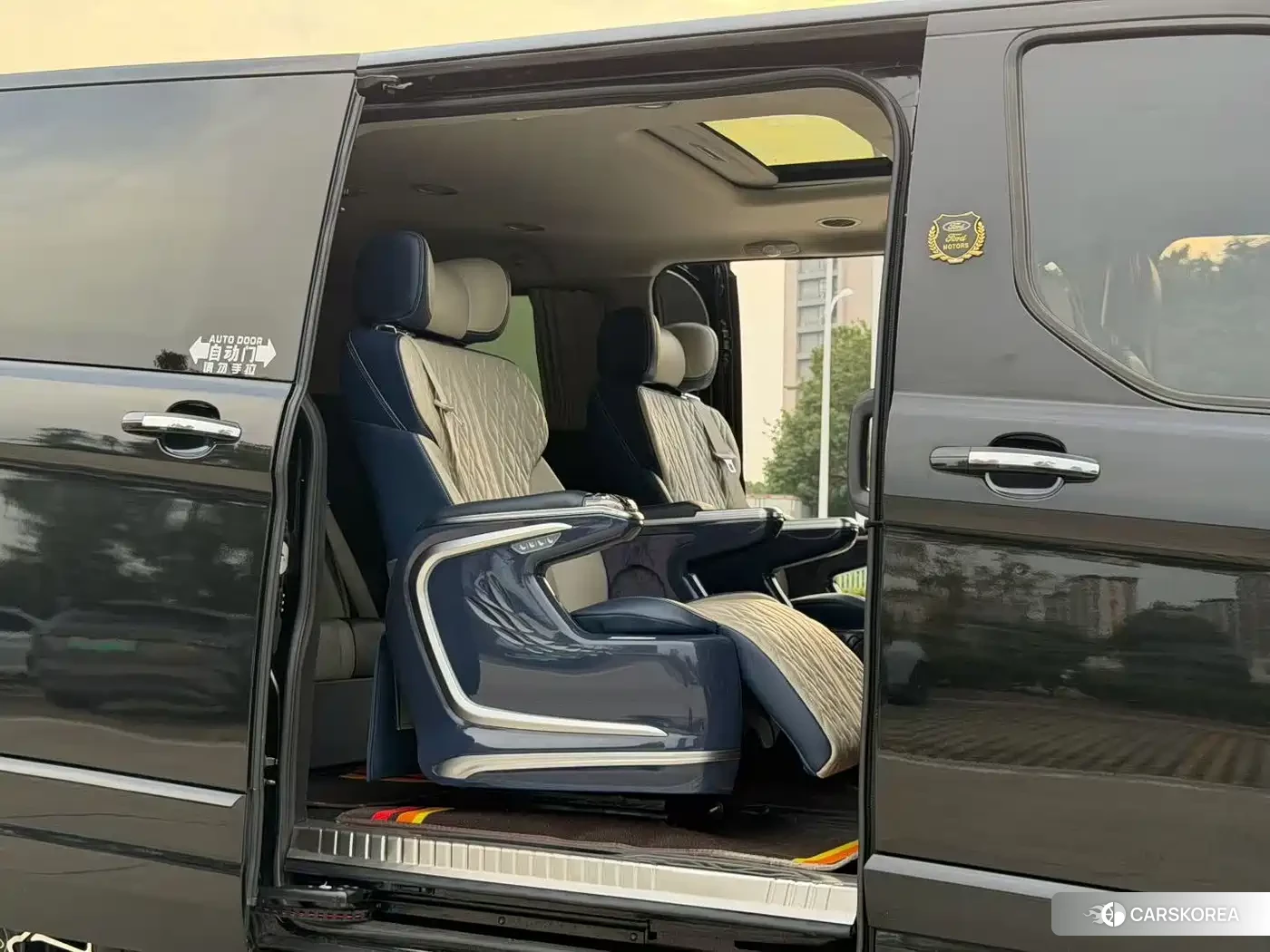 Ford Tourneo id 4589370 из Китая 12