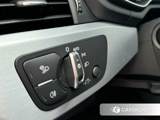 Audi A4L id 4260592 из Китая 19