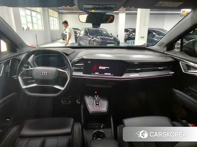 Audi Q4 e-tron 2024 Темно-серый из Китая, фото 4