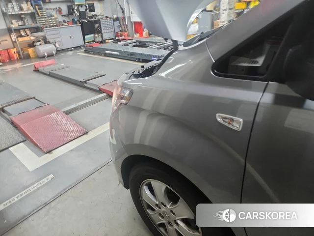 Hyundai The New Grand Starex id 4937778 из Кореи 14