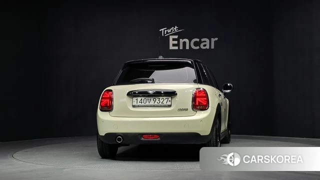 Mini Cooper id 4619937 из Кореи 24