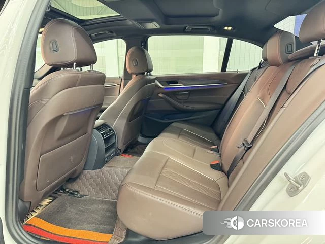 BMW 5 series 2022 Белый из Китая, фото 4