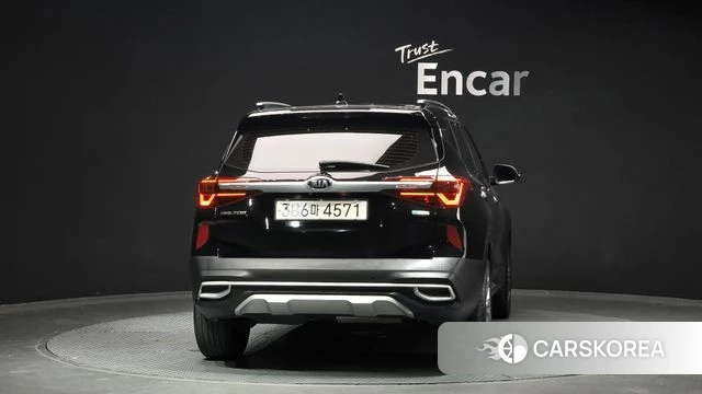 Kia Seltos id 4446855 из Кореи 14