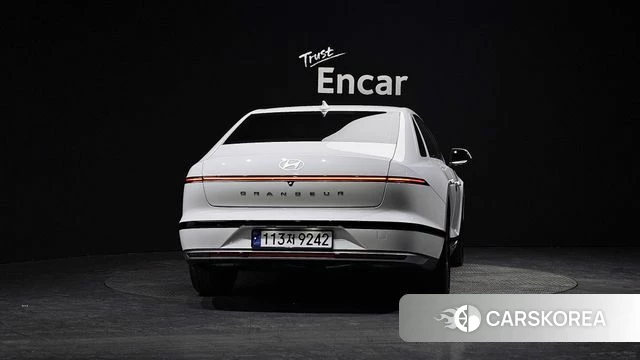 Hyundai Grandeur (GN7) id 3921893 из Кореи 14