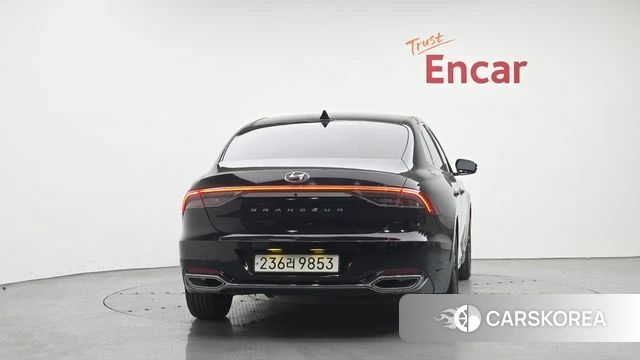 Hyundai The New Grandeur IG id 4338054 из Кореи 14