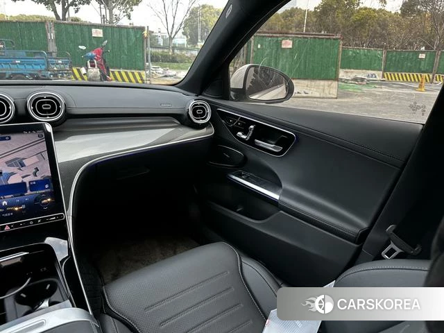 Mercedes-Benz Class C 2025 Белый из Китая, фото 6