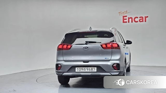 Kia The New Niro id 3965899 из Кореи 14