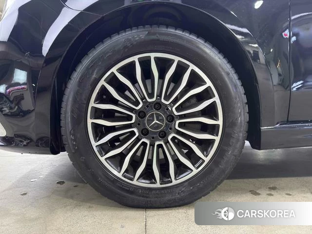 Mercedes-Benz V-class id 4239318 из Китая 16