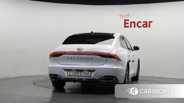 Hyundai The New Grandeur IG id 4310338 из Кореи 27