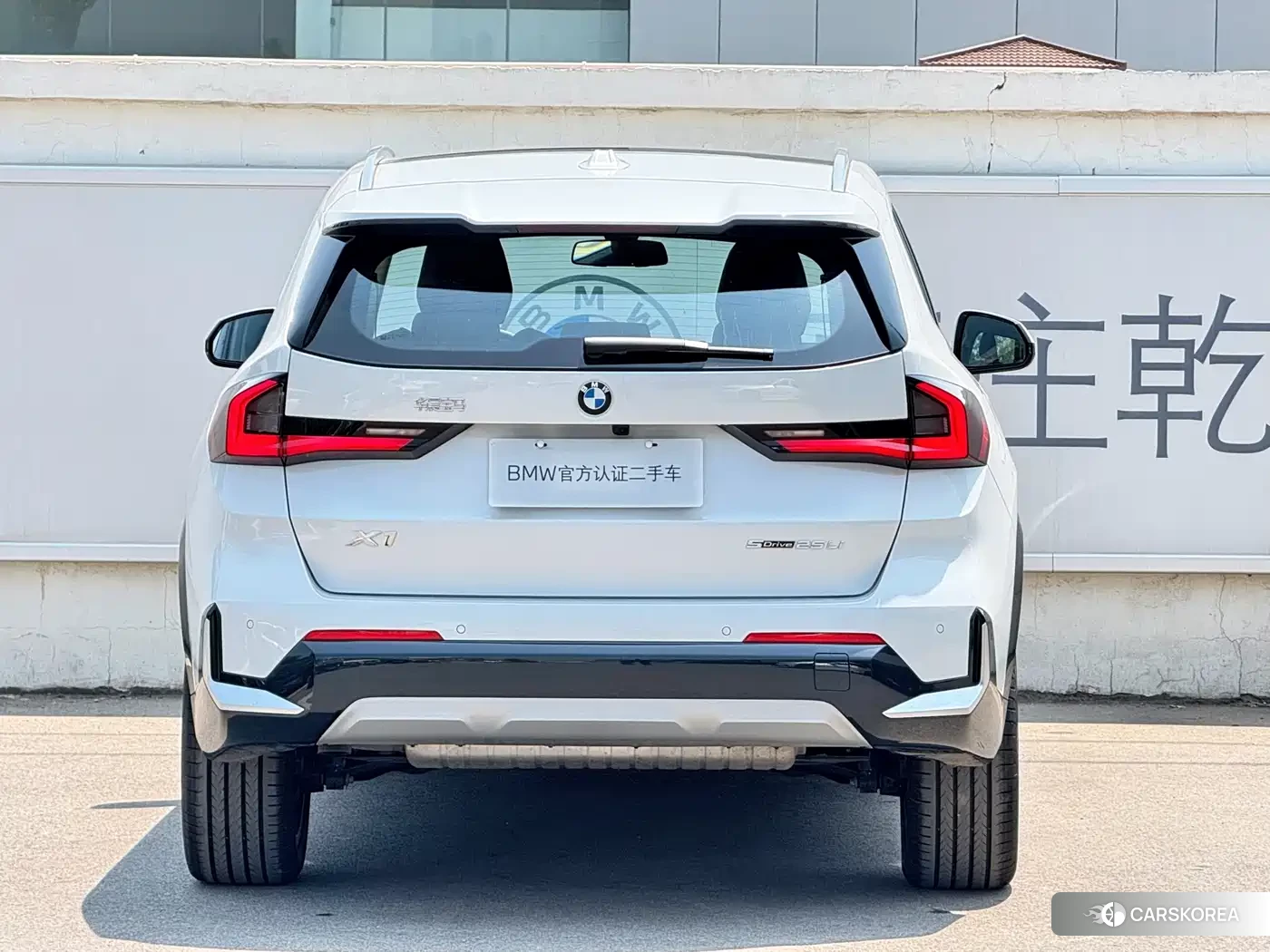 BMW X1 id 4606837 из Китая 9