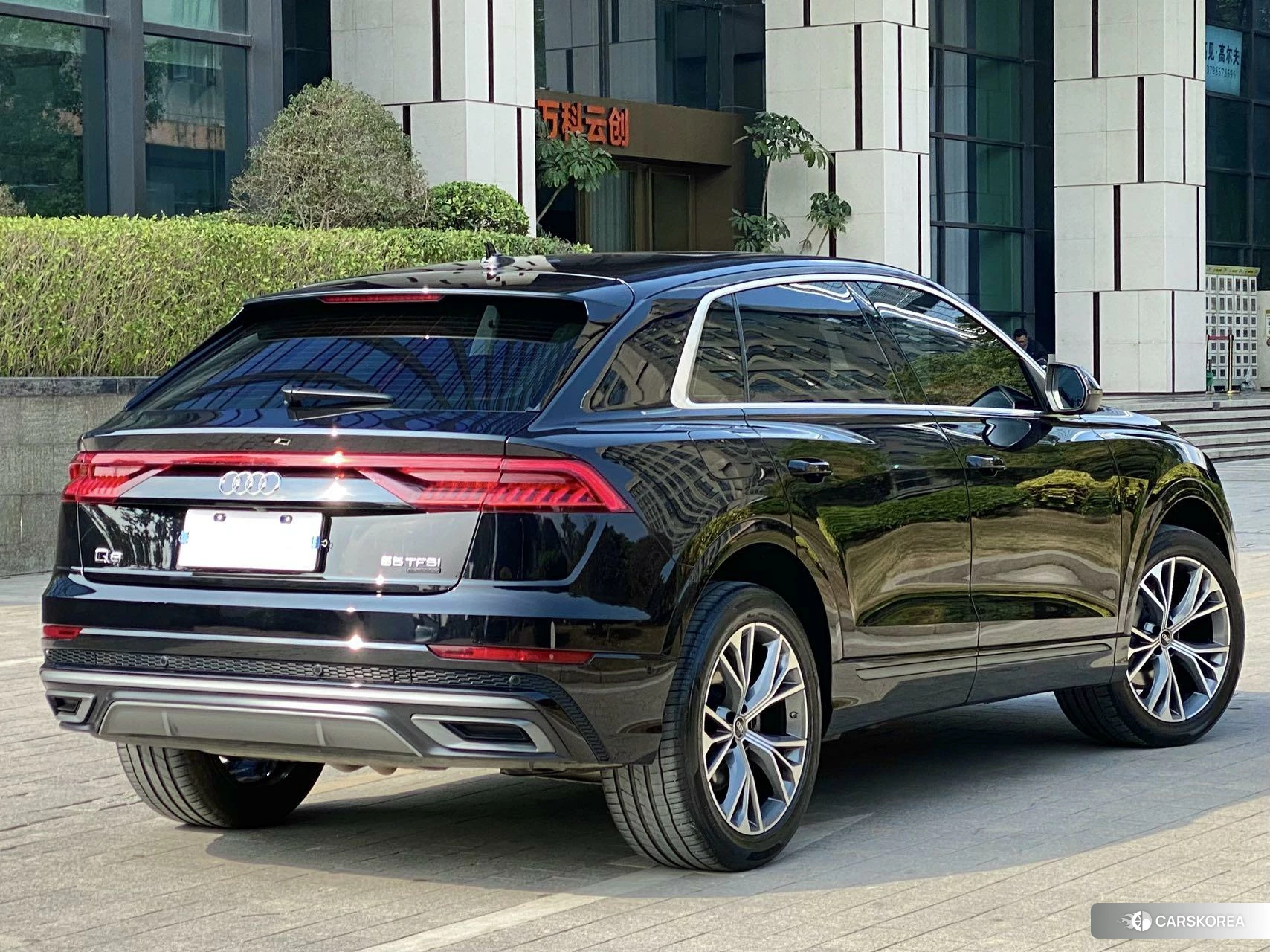 Audi Q8 id 4413350 из Китая 10
