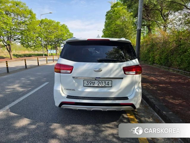 Kia All New Carnival id 4180771 из Кореи 14