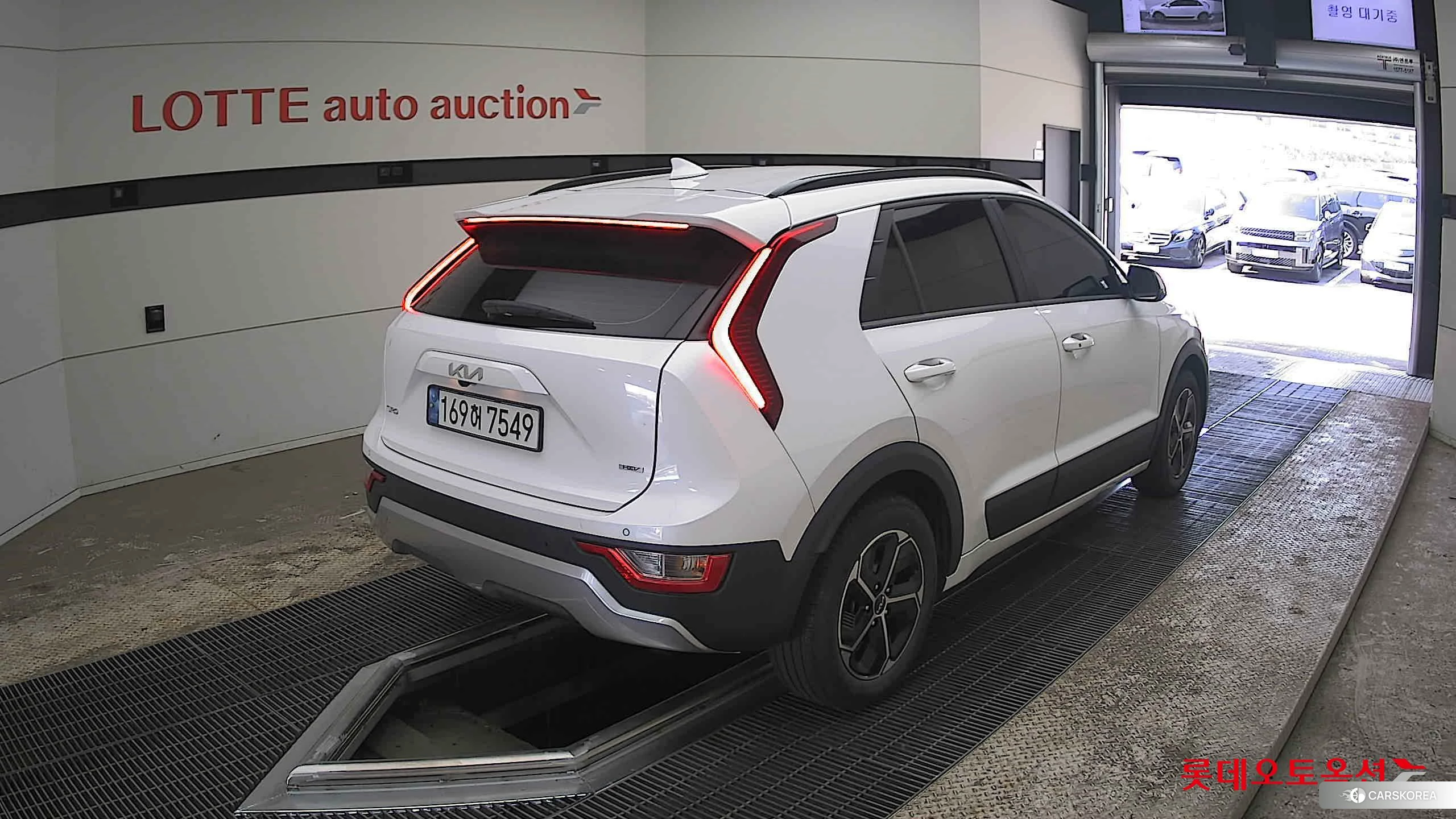 Kia Niro Hybrid id 3882128 из Кореи 32