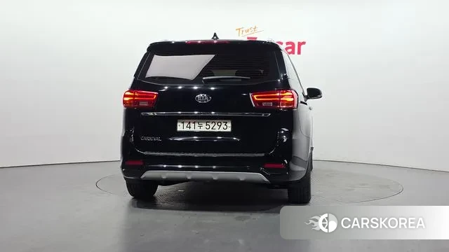 Kia The New Carnival id 3402503 из Кореи 14