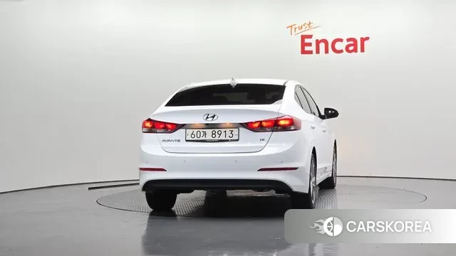 Hyundai Avante AD id 3336635 из Кореи 14