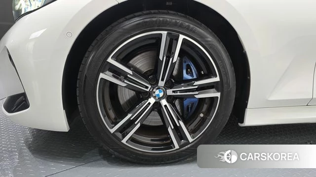BMW 3 Series (G20) id 4308937 из Кореи 27