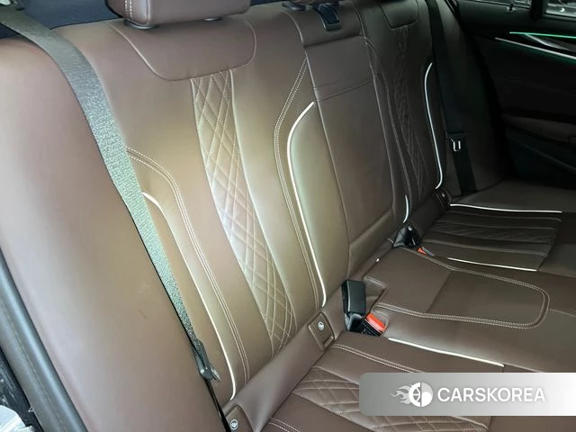 BMW 5 Series (G30) 2023 Черный из Кореи, фото 4