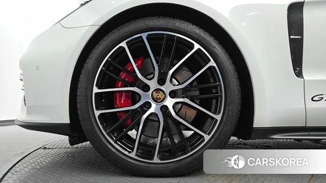 Porsche Panamera (971) id 4631827 из Кореи 33