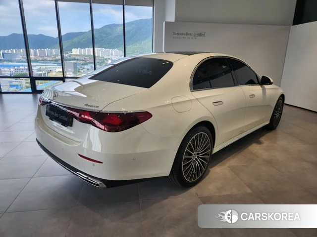 Mercedes-Benz E-Class W214 id 4474088 из Кореи 14
