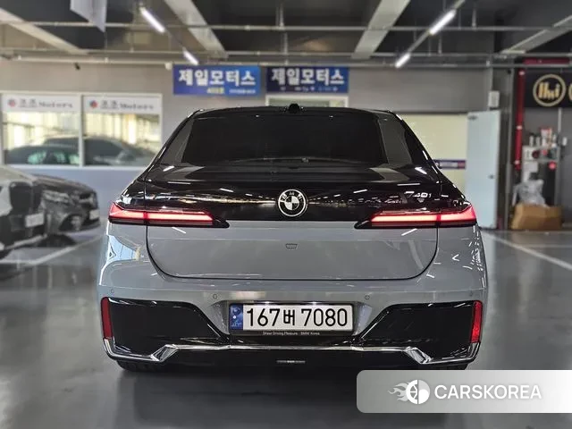 BMW 7 Series (G70) id 3341629 из Кореи 14
