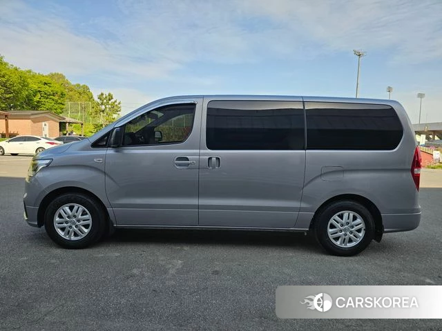 Hyundai The New Grand Starex id 4196077 из Кореи 14