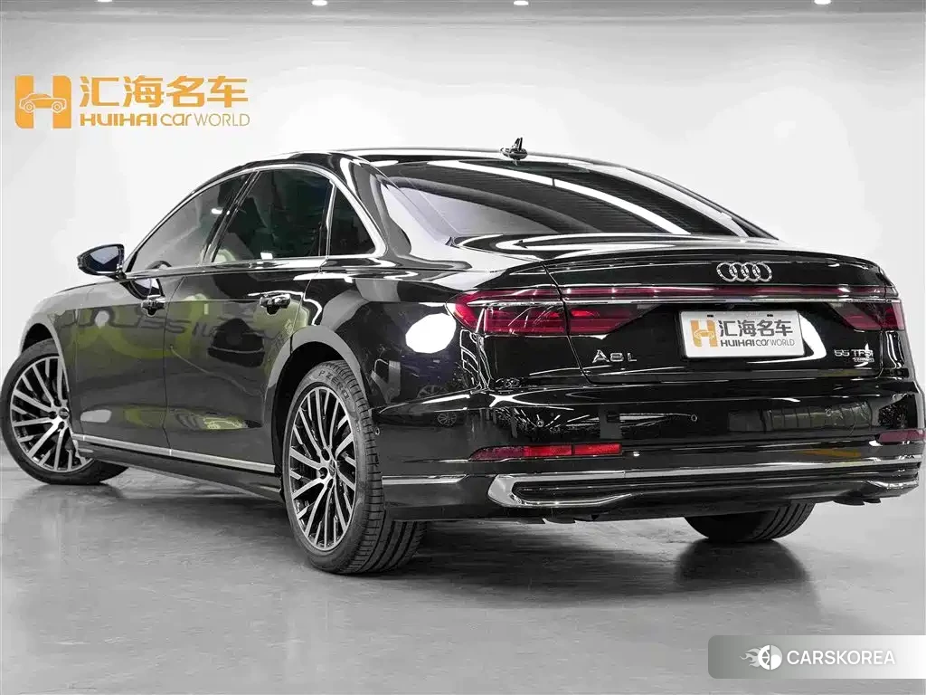 Audi A8 id 4546590 из Китая 9