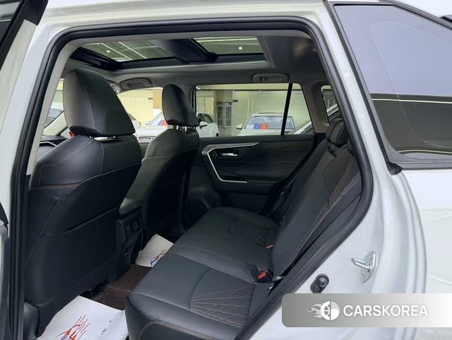 Toyota RAV4 Rongfang 2025 Белый из Китая, фото 6