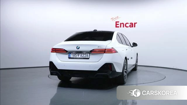 BMW 5 Series (G60) id 4360016 из Кореи 29