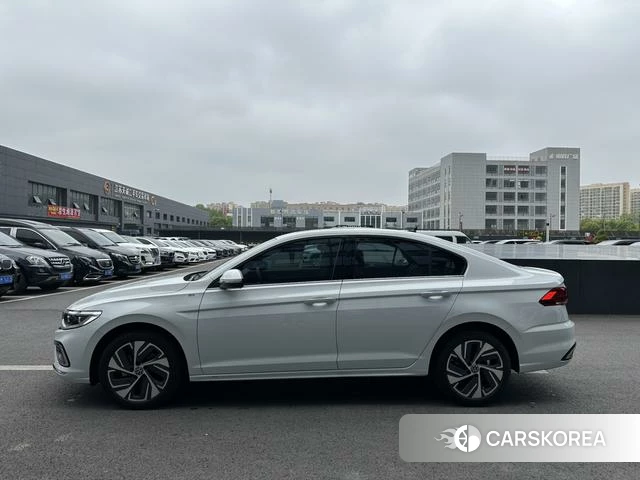 Volkswagen Bora id 4209292 из Китая 12